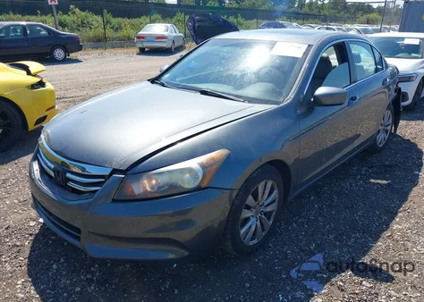 2012 Honda Accord 2.4 Ex-L z USA, uszkodzony, nr VIN 1HGCP2F80CA131186